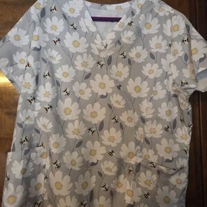 Buttersoft Core by Maevn - 2XL Floral and Bee Print Scrub Top